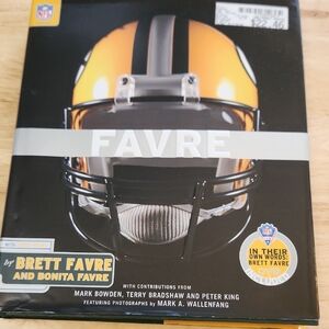 NFL Brett Favre Book with DVD - Black and Gold